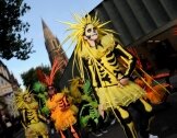 2010-Nottingham-mandinga-arts-skeletons-roam-the-streets
